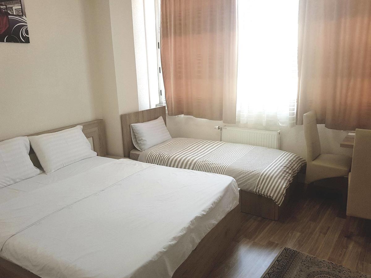 Bolero Hotel Ferizaj Esterno foto