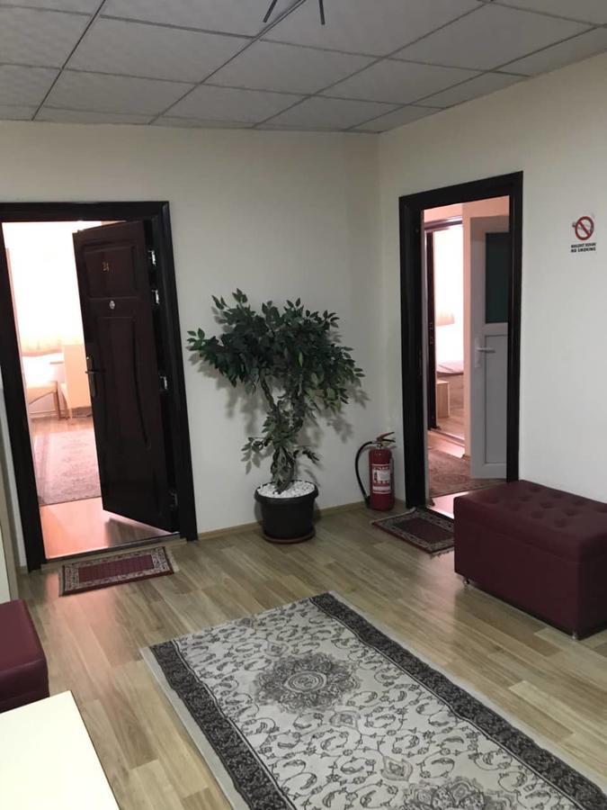 Bolero Hotel Ferizaj Esterno foto
